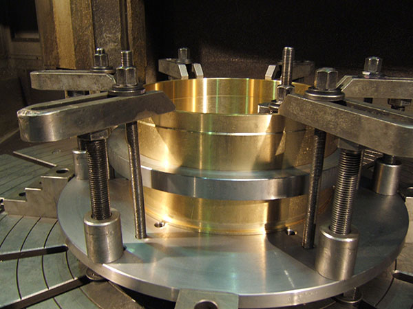 pezzo lavorazione utensile