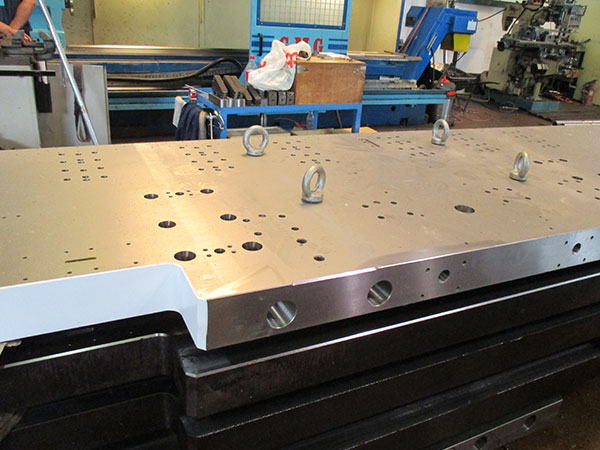 pezzo lavorazione utensile